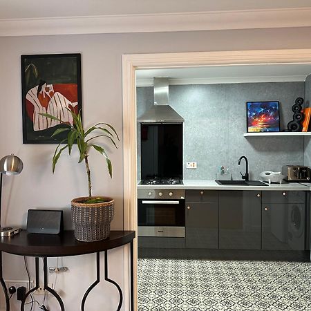 Private Main Door Lovely 2 Bedroom Apartment Edinburgh Exterior photo