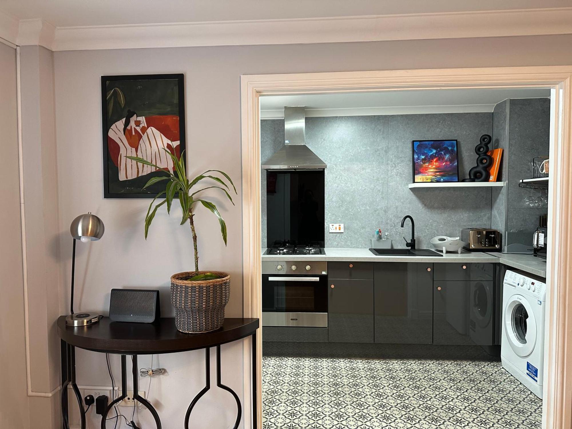 Private Main Door Lovely 2 Bedroom Apartment Edinburgh Exterior photo