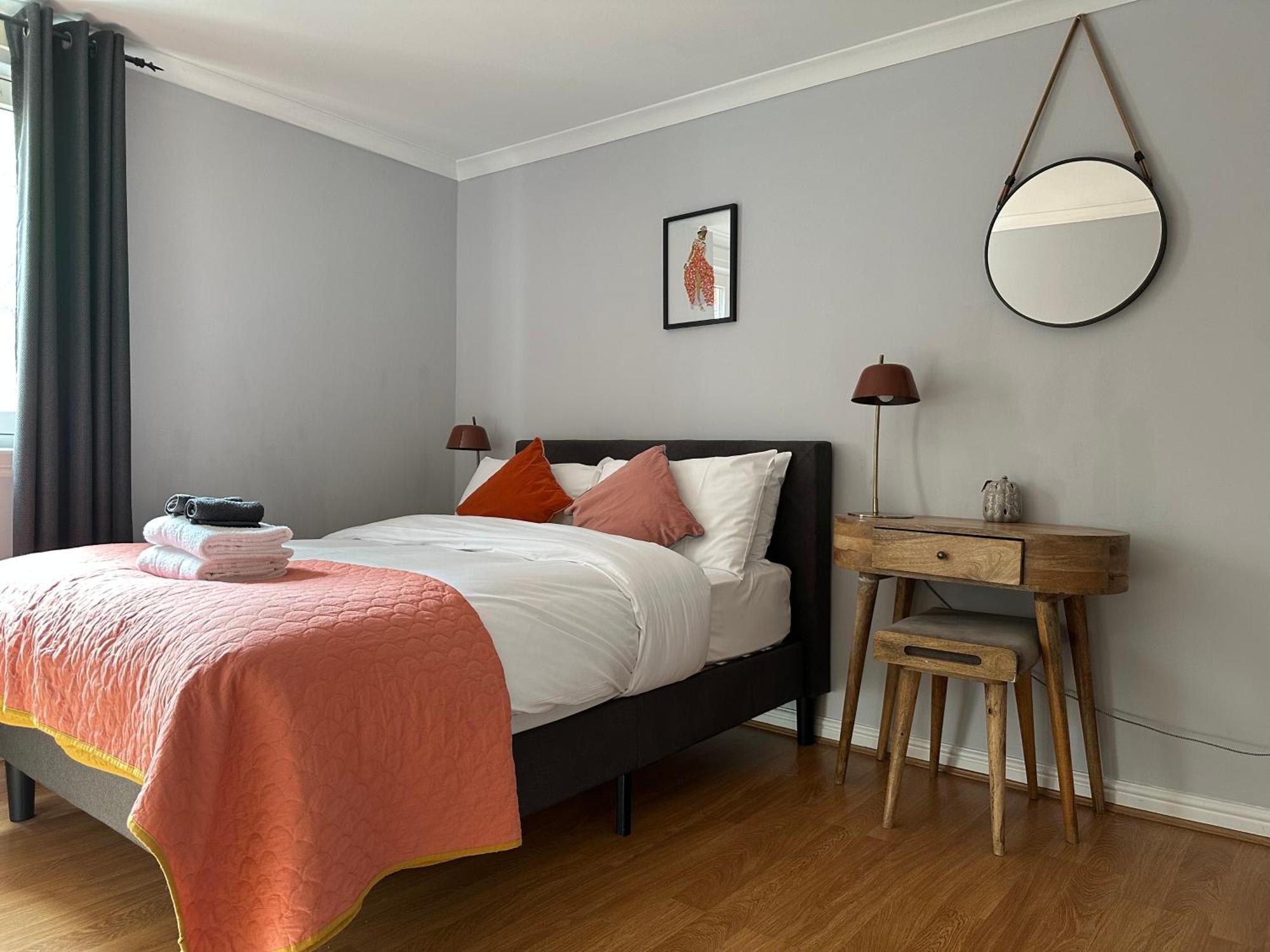 Private Main Door Lovely 2 Bedroom Apartment Edinburgh Exterior photo
